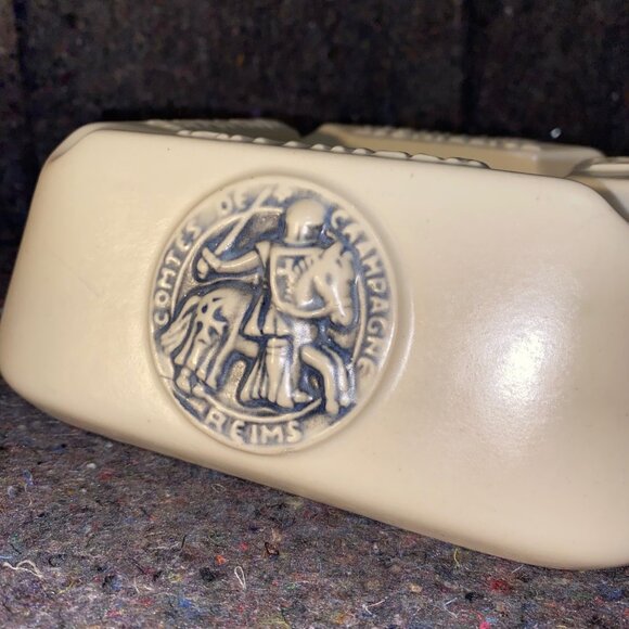 Vintage Taittinger Champagne Large Cigar Ashtray (France) - DISCOUNTED SHIPPING! - Picture 1 of 4